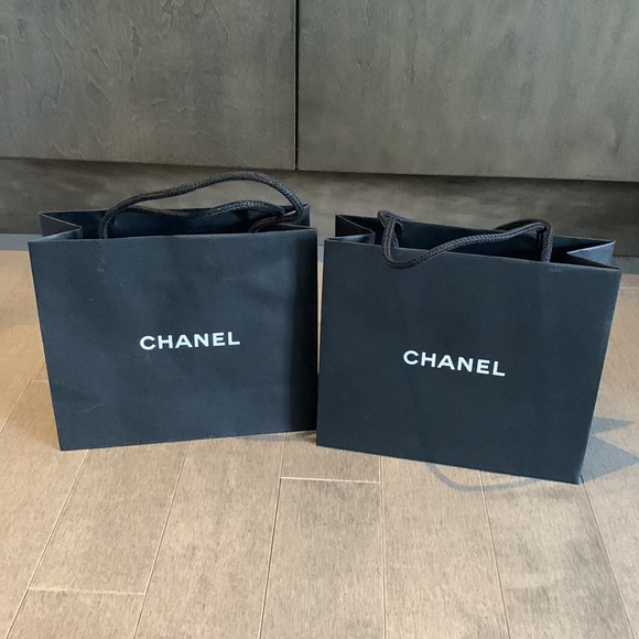 Set of 2 Chanel Shopping Bags Black with camellia authentic - Picture 4 of 8